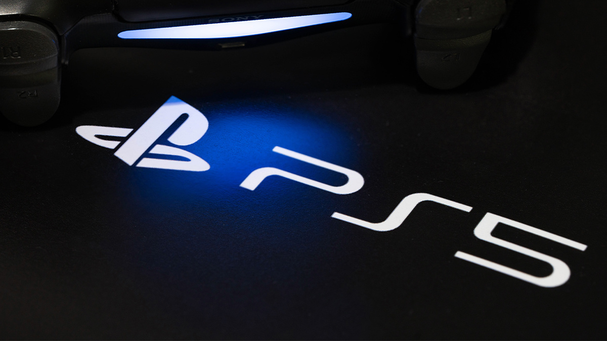 PlayStation，白色PS5徽标，黑色背景